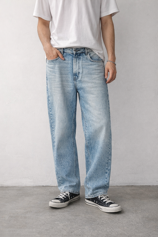 Light denim blue baggy