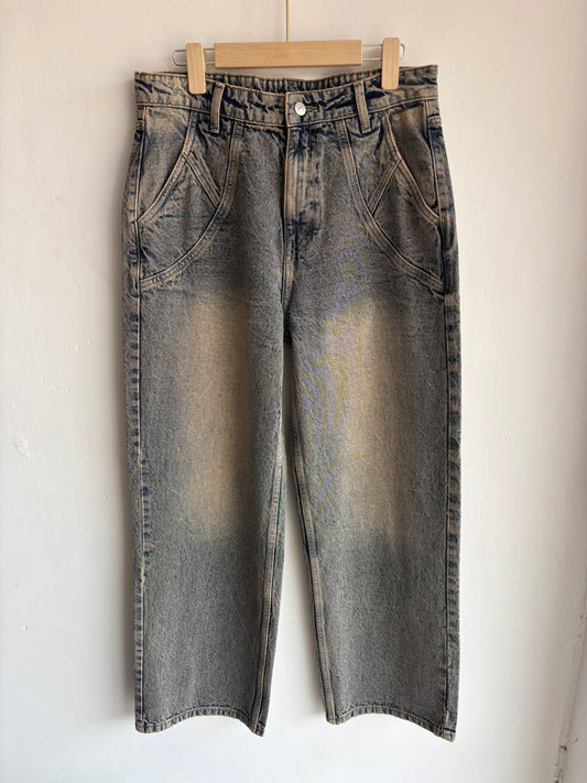 LOOSE FIT   SHADED BAGGY